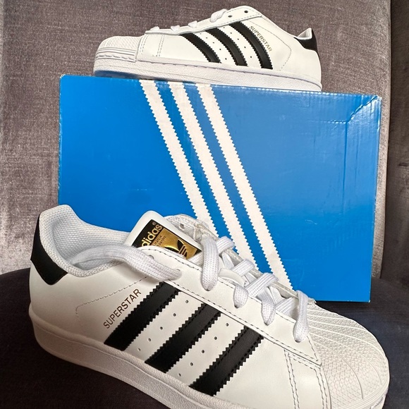 Adidas Superstar J Originals C77154 White with Black Stripes (NEW) - Picture 1 of 5